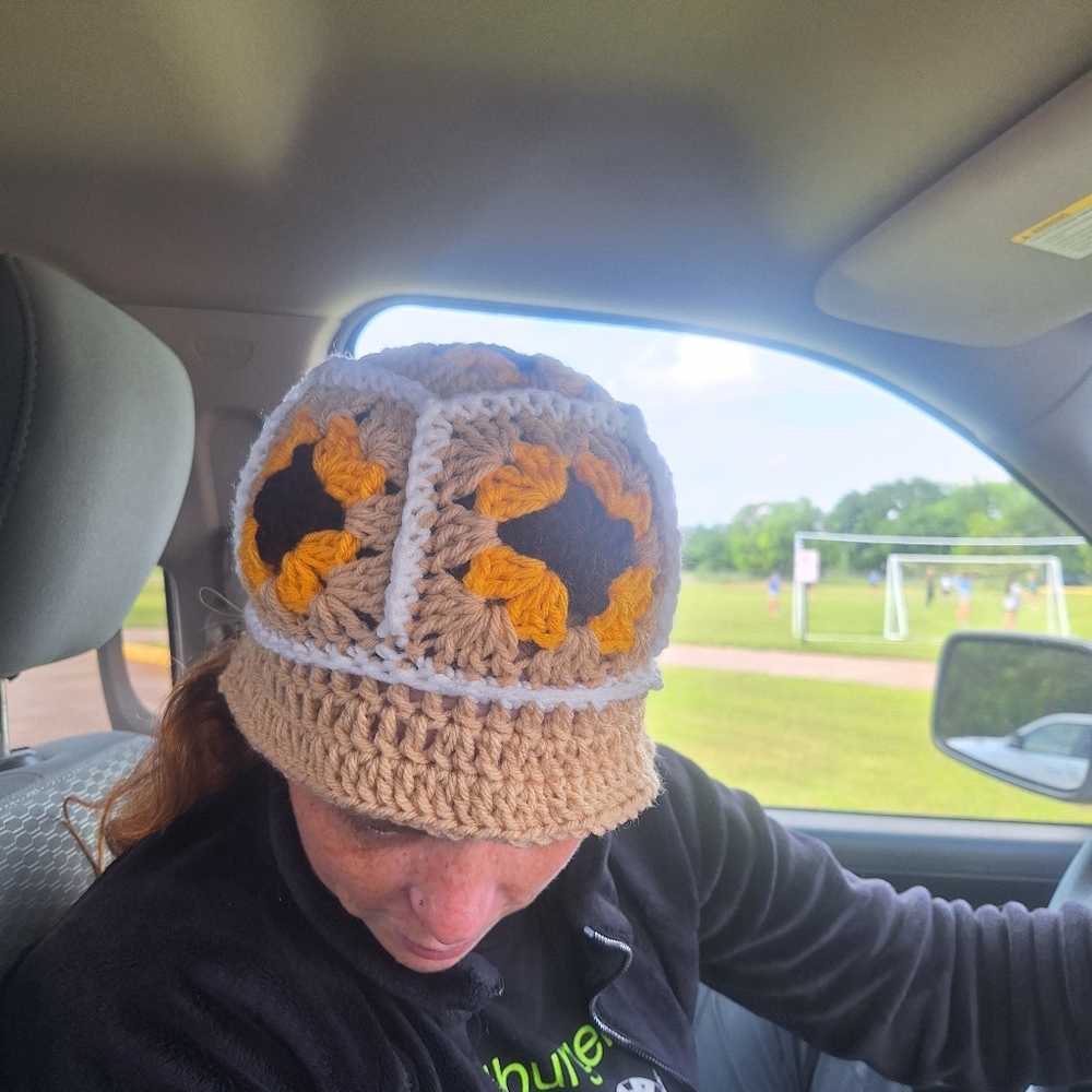 Crochet bucket hat